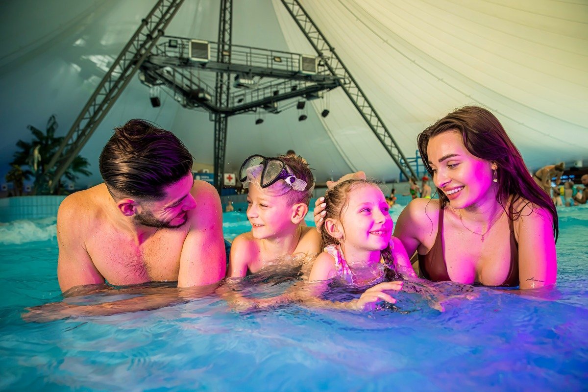 Accommodation with breakfast + entries to the water park