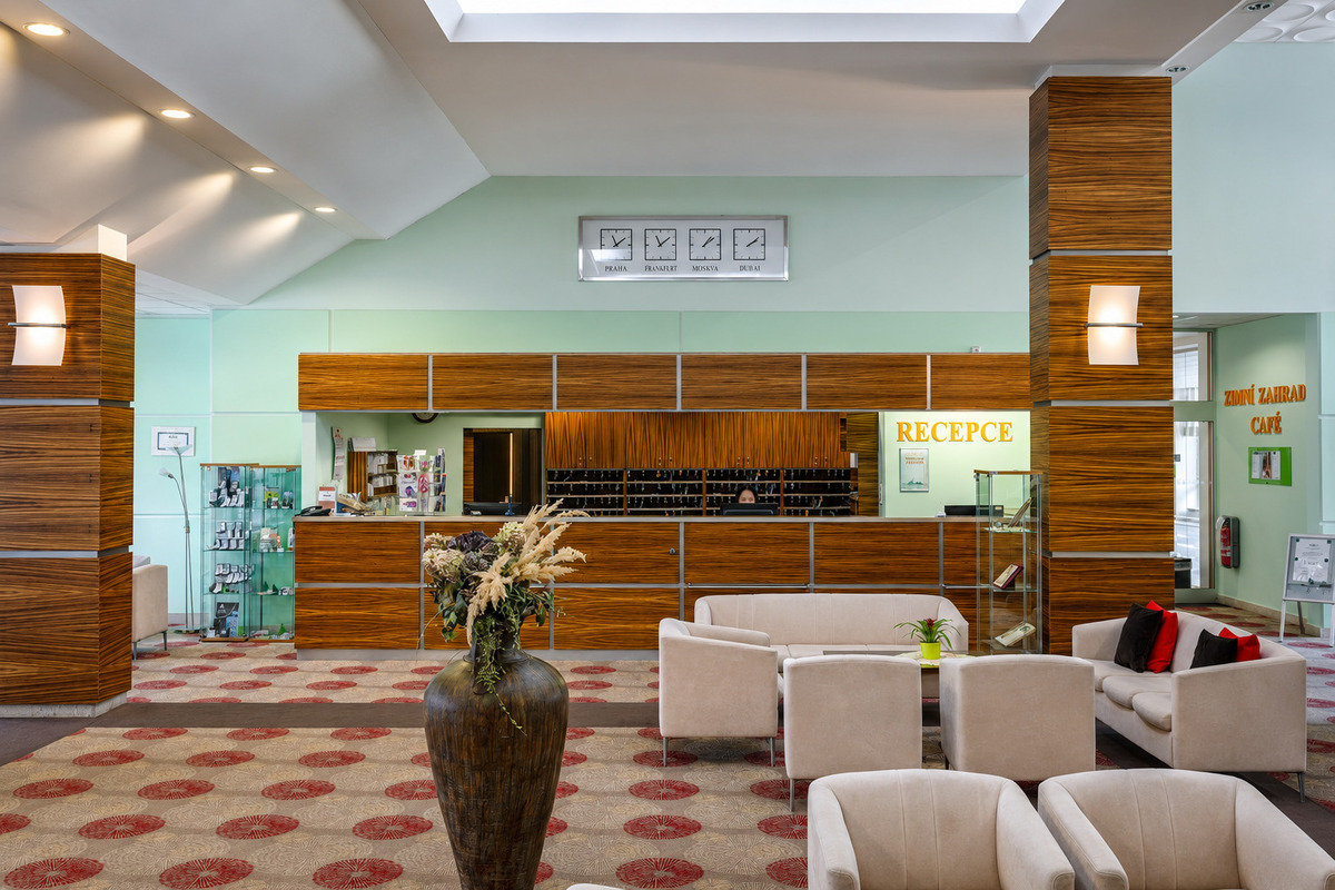 Hotel Akademik Behounek ***