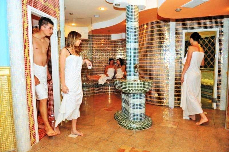 Romantic wellness stay