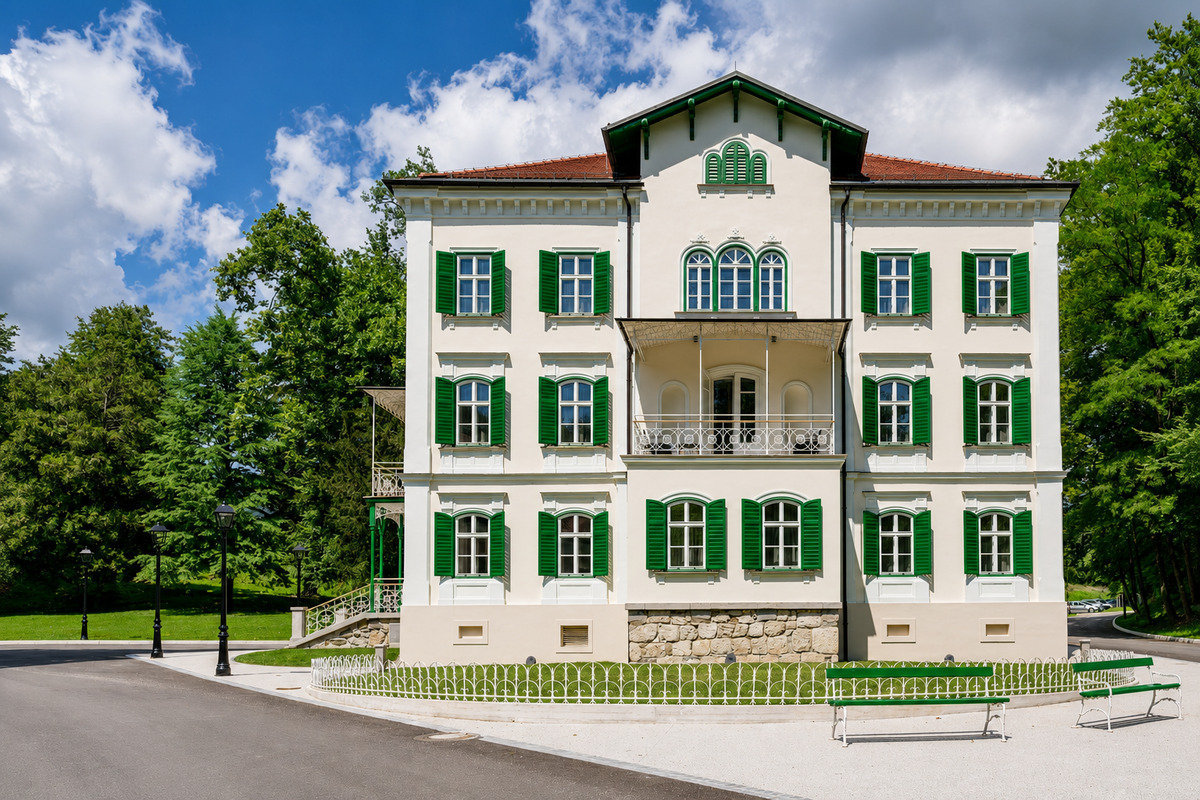 Boutique Hotel Dobrna ****