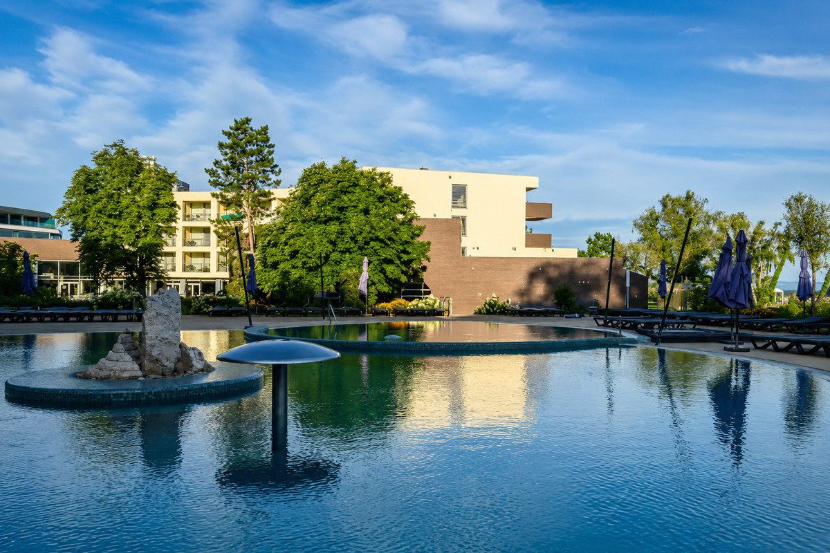 An experiential azure stay