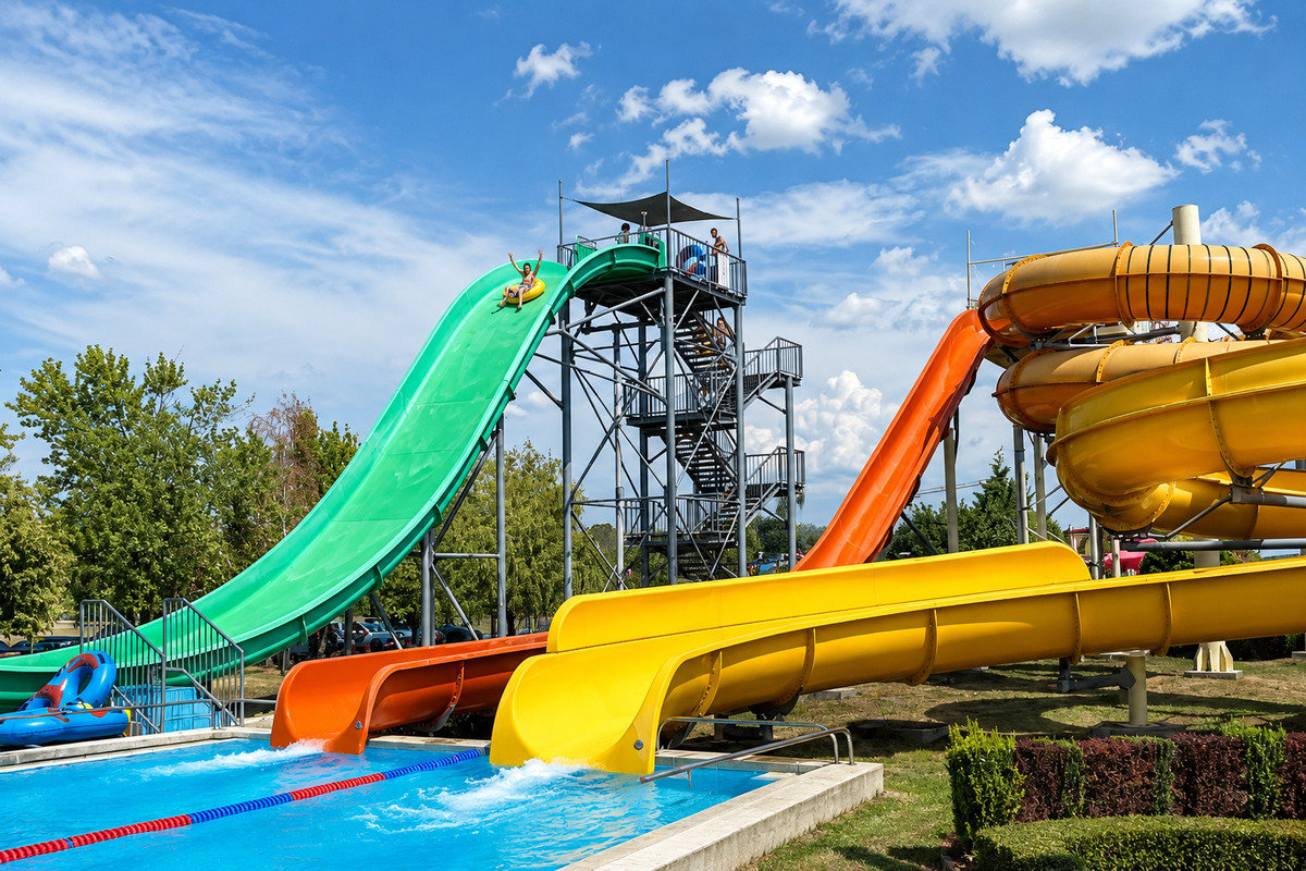 A week-long spa stay at the Tiszaújváros Spa