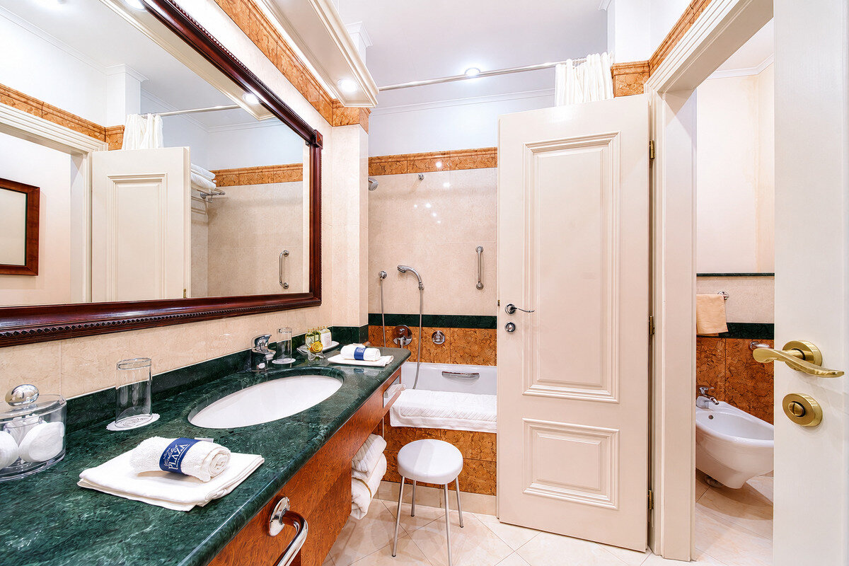 Carlsbad Suite