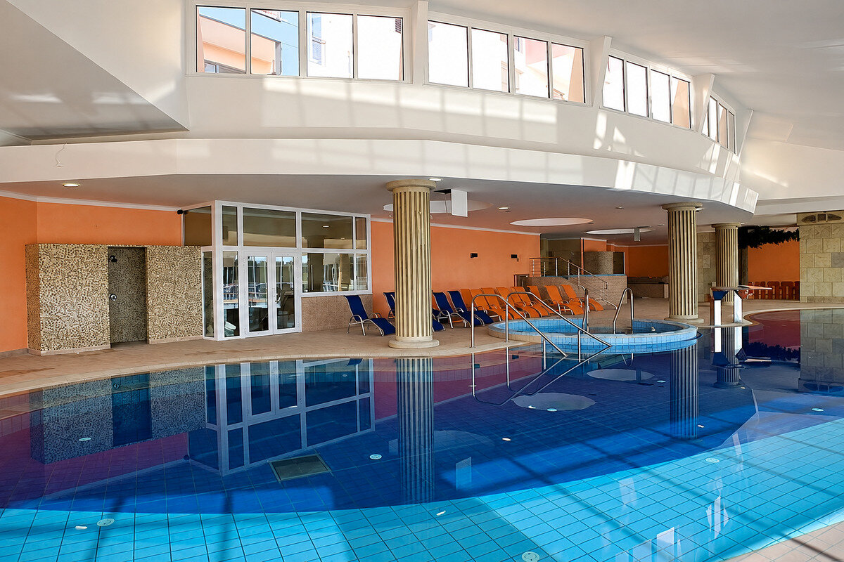 pool