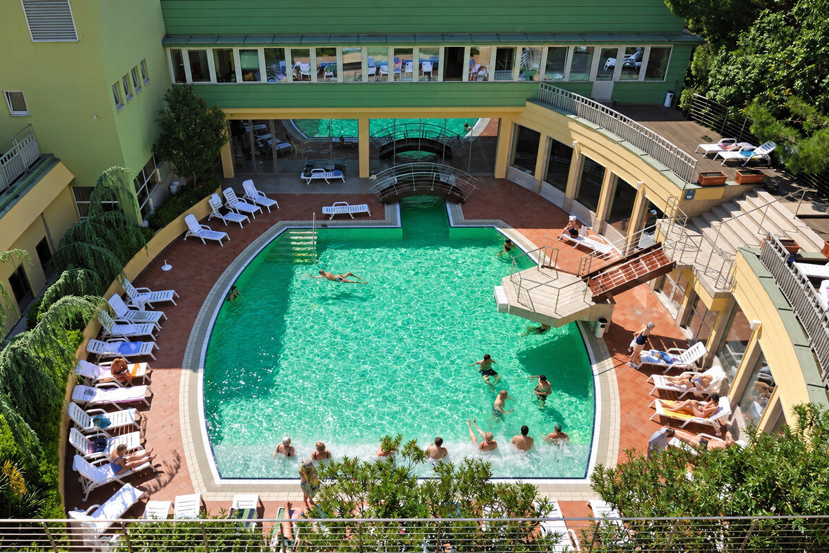 Accommodation with breakfast 