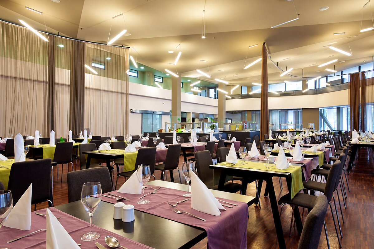 Hotel Well ****